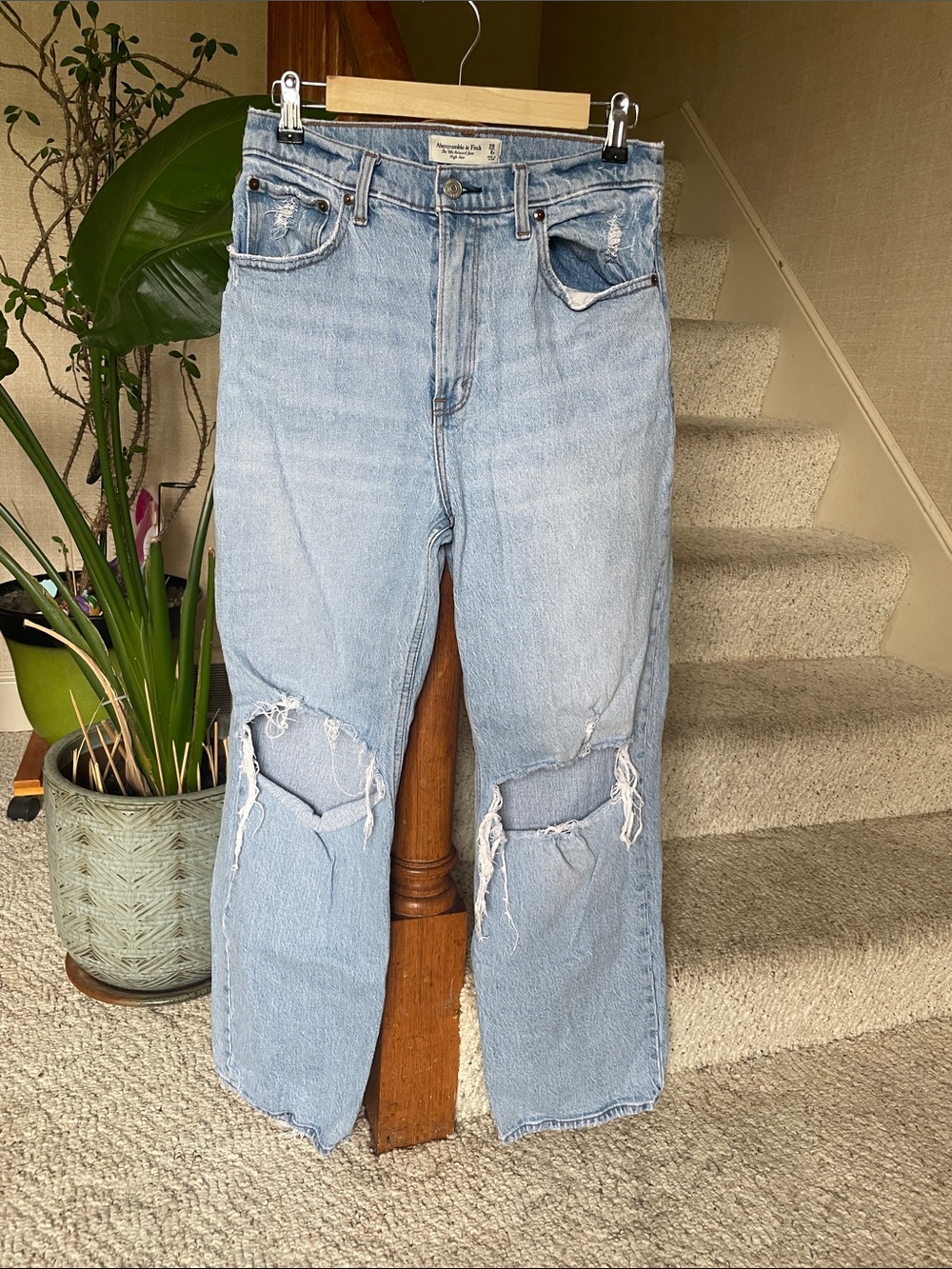 Abercrombie & Fitch The 90d Relaxed Jean High Rise
